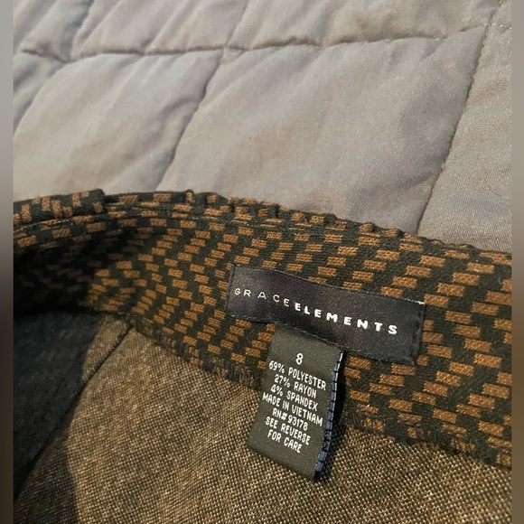 Women’s Belted Plaid Skirt ( 8 ) - Picture 2 of 4